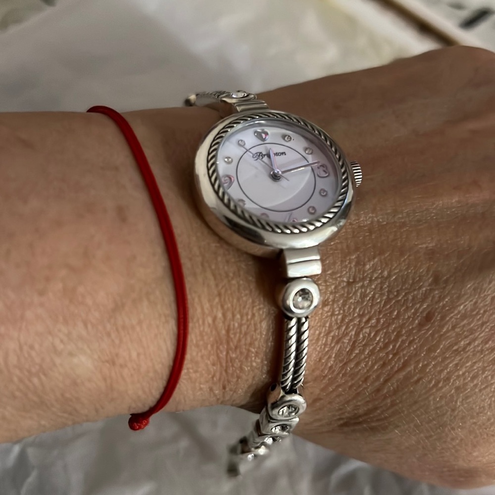 Brighton watch with Crystal.